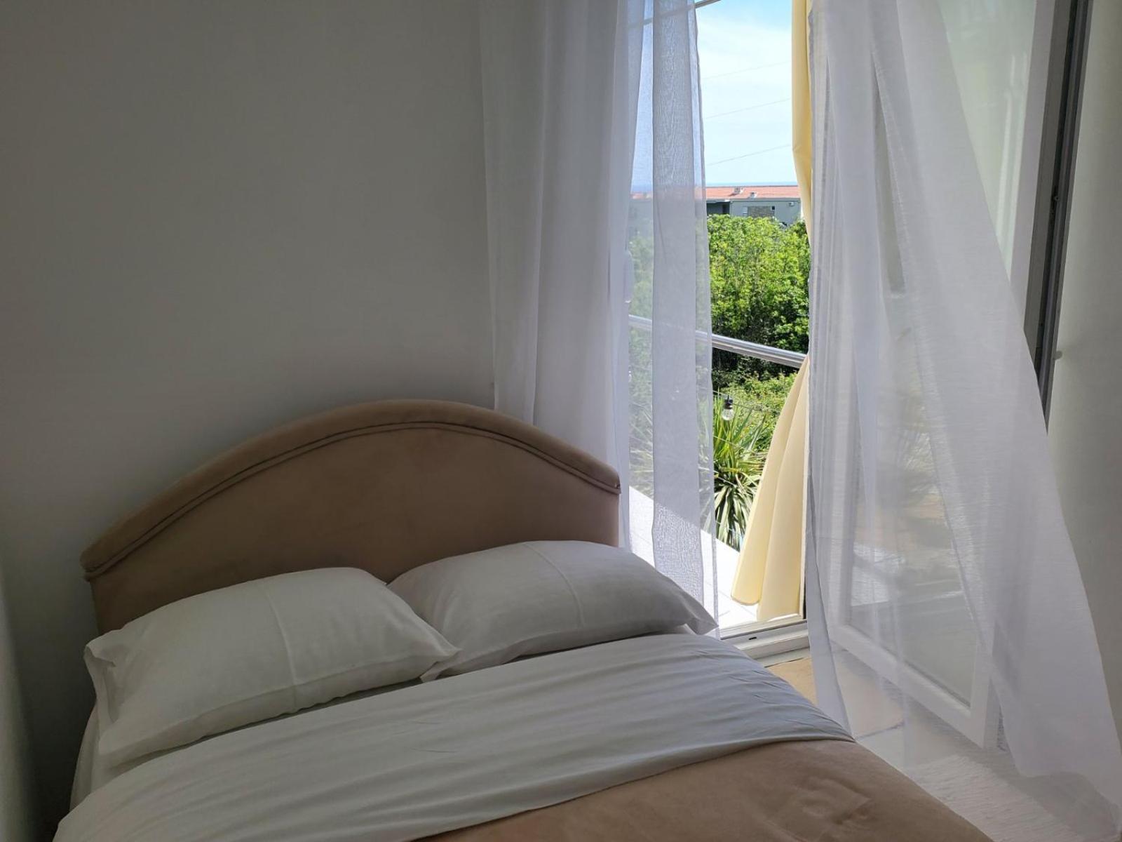 Apartmani Avanti Becici Oda fotoğraf