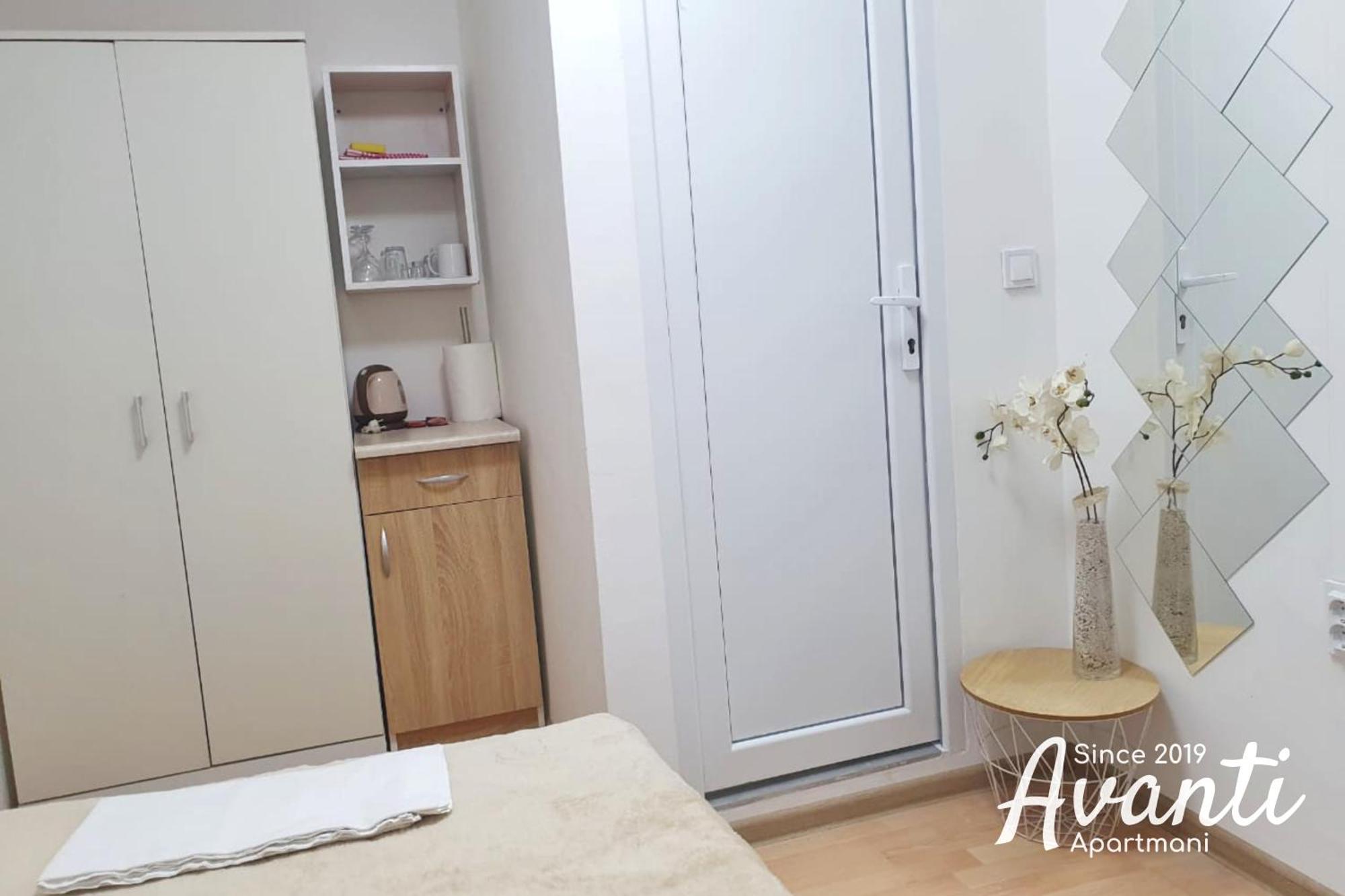 Apartmani Avanti Becici Oda fotoğraf