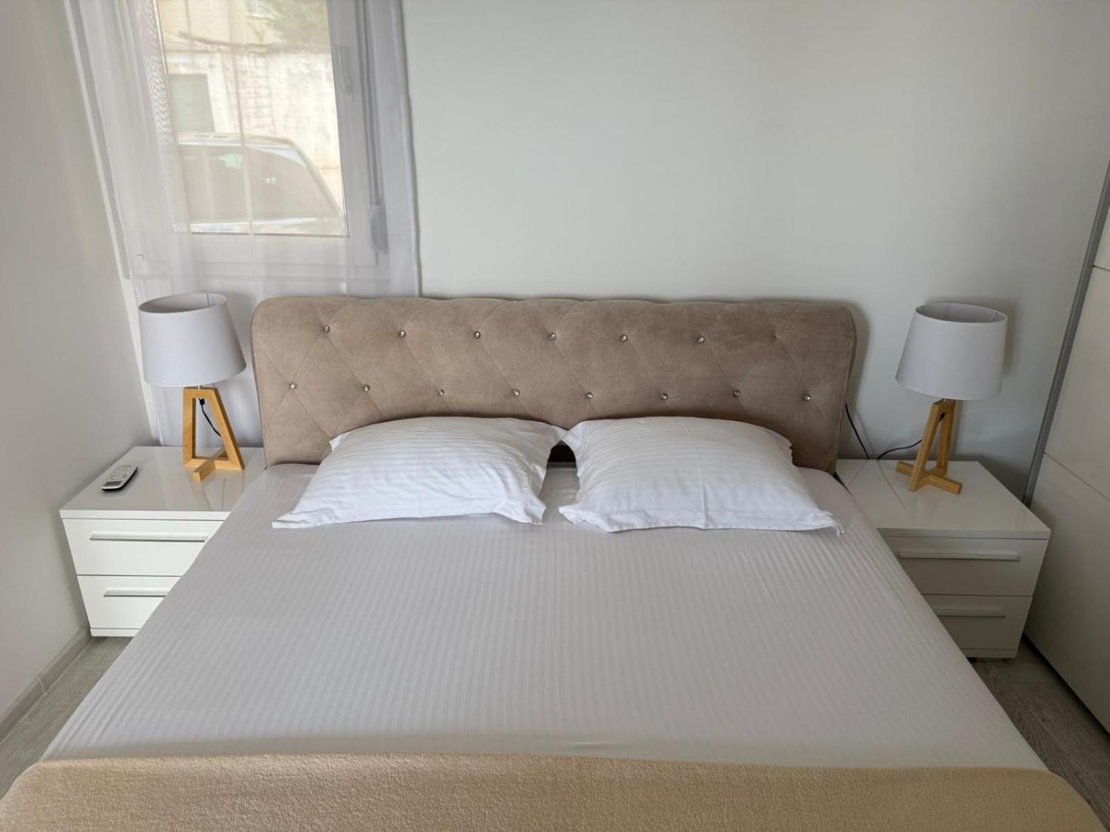 Apartmani Avanti Becici Oda fotoğraf
